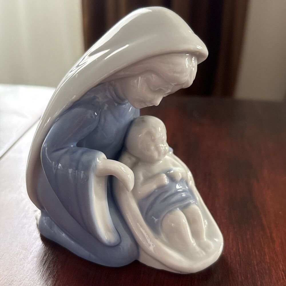 Vintage Lefton Madonna and Child Figurine Mary And Jesus Porcelain Blue White